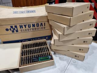360x Hyundai LCD Display Modules HC16202NY, Bulk Lot, New