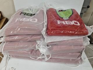 100x R80 Reversible Red/Green Training Bibs, Size XL