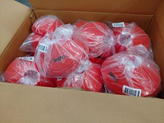 500 x R80 Marker Domes