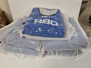 50x R80 Blue/White Reversable Mesh Training Bibs, Size L