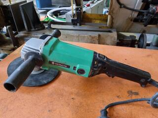 Hitachi Corded 180mm Disk Sander Polisher SAT-180