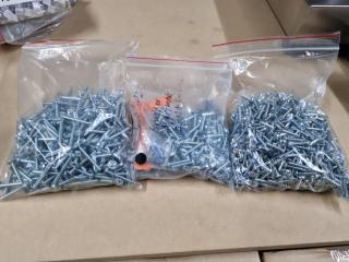 Bulk Lots of 22mm, 25mm, & 35mm Machine Screws
35mm Machine Screws