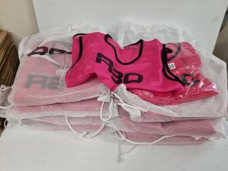 80x R80 Pink Mesh Training Bibs, Size S