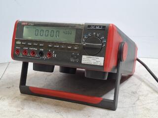 UNI-T UT804 bench multimeter
