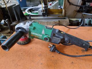 Hitachi Corded 180mm Disk Sander Polisher SP 18VA