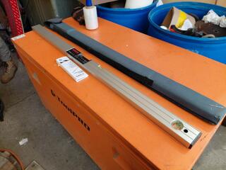 Bosch 120 L Electronic Spirit Level
