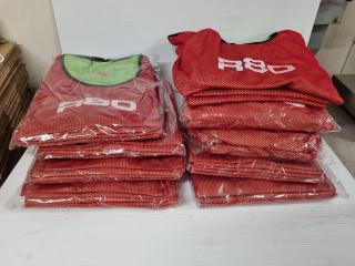 44x R80 Reversible Red/Green Training Bibs, Size XXL