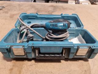 Makita Corded 1/4 Sheet Palm Sander Kit