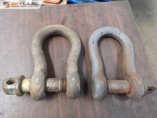 2x Lifting Bow Shackles