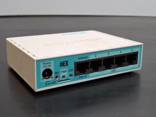 MikroTik hEX RB750Gr3 Router
