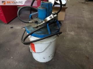 MacNaught Industrial Pneumatic Grease Dispenser w/ Bucket of Grease