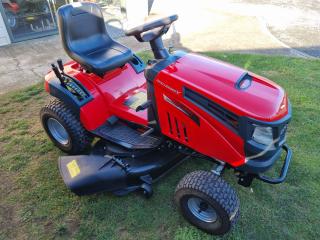 New GT Tandem Ride On Mower