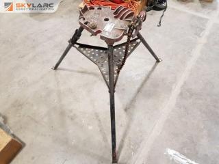 Reed Pipe Tristand