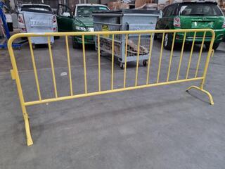 Portable 2.5-metre Self Supporting Safety Fence