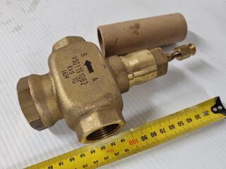 Honeywell Internal Threaded End Connection Brass Linear Valve