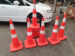 14 Road / Traffic Cones