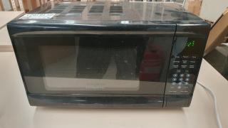 Living & Co Microwave