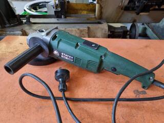Stayer Corded 125mm Angle Grinder SA125