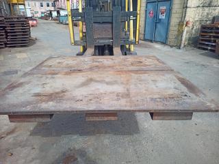 2 x Plate Steel Pallets