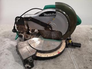 Makita Corded Compound Mitre Saw M243