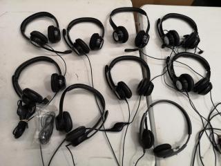 9x Logitech Headsets