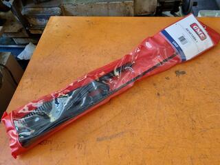 GME 970mm Elevated-Feed UHF Antenna AE4018BK1, New