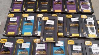 20 Otter Box Defender Phone Cases