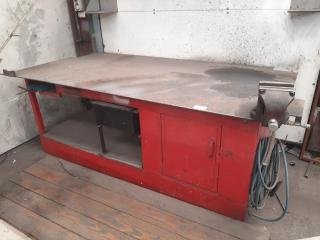 Heavy Duty Steel Workbench with Vice