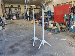 2 x Adjustable Aluminum Stands