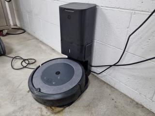 iRobot Roomba i3 Robot Vacuum