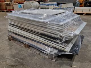 Pallet of Assorted Mixed Tiles & Tile Manufacturer Displays