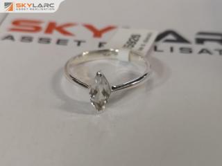 Marquise Cut Ring | Medium | Clear Quartz