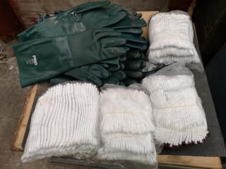 58x Pairs of Workshop Gloves
