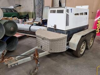 Motosaldatrice Engine Driven Welder on Trailer