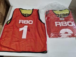23x R80 Numbered Reversable Team Bibs, Size M