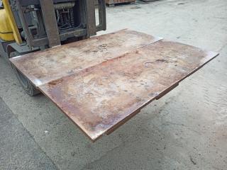 2 x Plate Steel Pallets