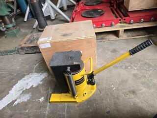 Tanner Hydraulic Track Jack 