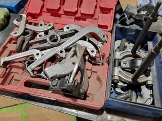 Assorted Gear Puller Tooling, Components