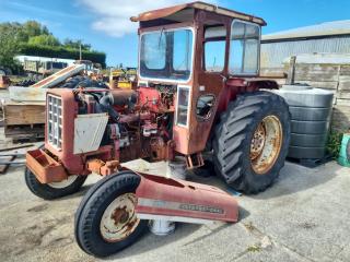 International 574 Parts Tractor 