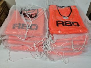 100x R80 Orange Mesh Training Bibs, Size M