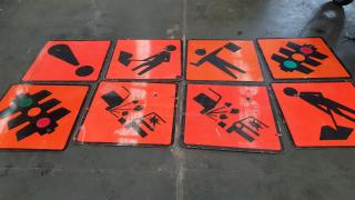 8 Aluminium Reflective Temporary Road Signs