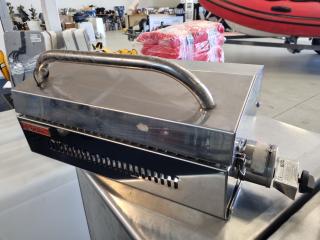 Kuuma Stow-N-Go Gas Grill