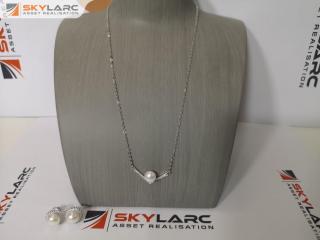 V Pearl and CZ Necklace | ARCTIC FOX & Pearl and CZ Stud Earrings
