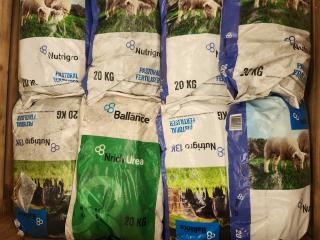 8 x 20kg Bags of Assorted Fertilizer by Ballance