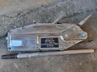 Titan Wire Rope Winch, 3200kg Capacity