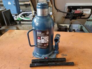 20-Ton Welded Bottle Jack by The Tool Shed