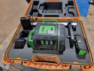 Johnson Self Leveling Rotary Laser Level Kit, Damaged Glass