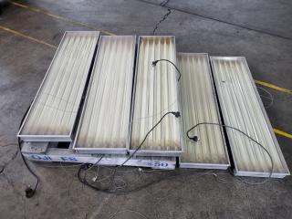 5x Hanging Flourecent Lighting Fixtures