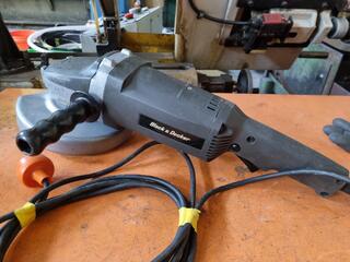 Black & Decker Corded 180mm Angle Grinder