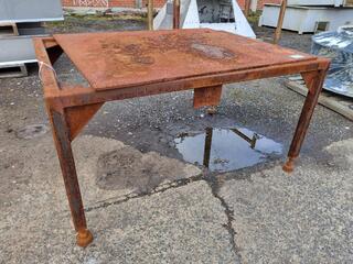Heavy Steel Welding Table Frane w/ Steel Plate Top